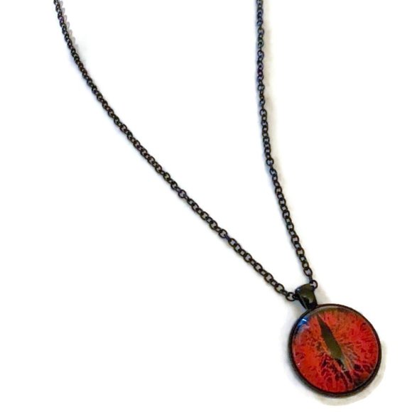 Red Dragon eye necklace (last one) - Picture 5 of 7